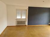 Wohn-/Esszimmer - 4 Zimmer Etagenwohnung zur Miete in Ebringen