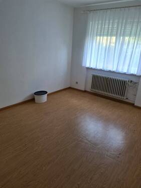 Schlafzimmer/Büro - Etagenwohnung mit 110,00 m&sup2; in Ebringen zur Miete