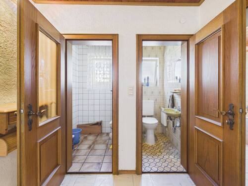 Abstellraum und WC - 