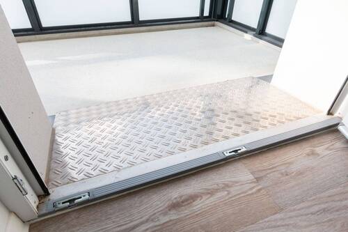 Zugang zum Balkon - 