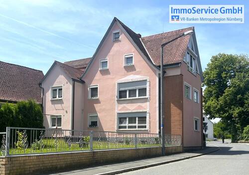 Titelbild - Großzügiges Einfamilienhaus mit guter Verkehrsanbindung