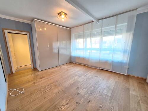 Schlafzimmer EG - 