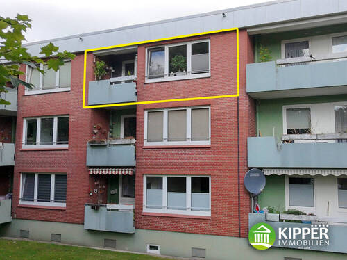 Titelbild - Attraktive 3-Zimmer-Dachgeschoss-Wohnung mit Süd-Loggia, Keller und Stellplatz