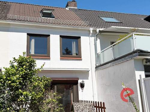 Bild 2 - 4 Zimmer Reihenmittelhaus zum Kaufen in Hamburg-Bramfeld