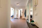 Eingangsbereich / Flur - 4 Zimmer Etagenwohnung in Altdorf