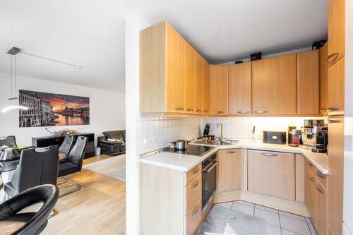 Einbaukueche - 3 Zimmer Etagenwohnung in Ismaning
