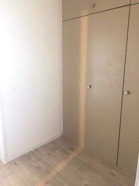 Einbauschrank in der Diele - Etagenwohnung mit 36,00 m&sup2; in Düsseldorf zur Miete