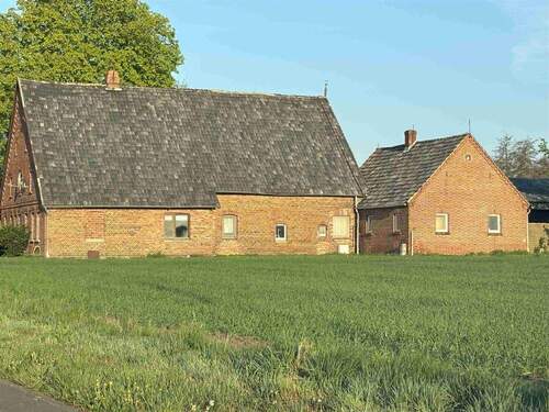 Bild2 - 8 Zimmer Mehrfamilienhaus, Wohnhaus zum Kaufen in Stemwede
