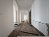 Flur (1) - 4 Zimmer Etagenwohnung zur Miete in Dresden