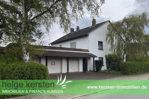 Zweifamilienhaus in Vöhl - Großzügiges Zweifamilienhaus in Vöhl sucht neue Eigentümer!