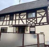 Behaglich, gepflegt, bezugsfertig! Erstrebenswertes Fachwerkhaus für die große Familie - Weinsheim