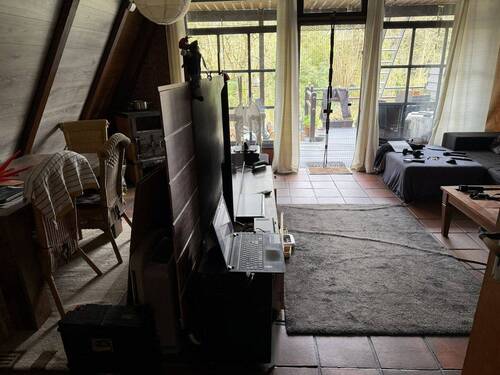 Großzügiges Wohnzimmer - 