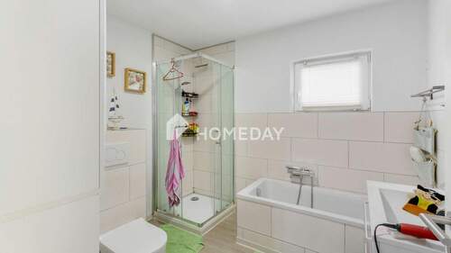 1. OG Badezimmer 1 - 