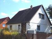 Straßenansicht - 4 Zimmer Einfamilienhaus zum Kaufen in Strausberg