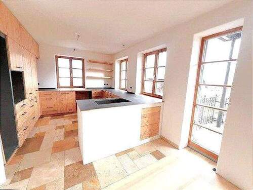 Offene Küche - 4 Zimmer Etagenwohnung zur Miete in Wessobrunn