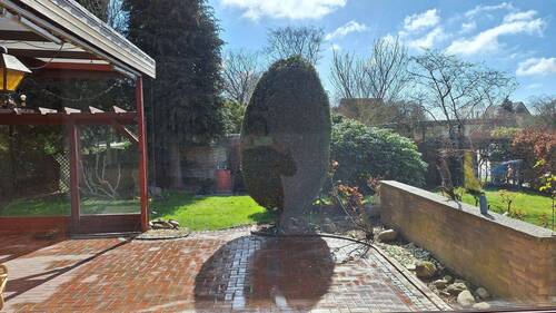 Terasse vorne - 6 Zimmer Einfamilienhaus in Wilhelmshaven