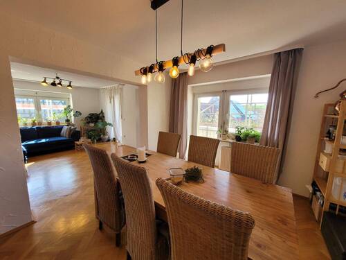 Esszimmer zum Wohnzimmer.jpg - Gützingen: Großzügige, helle Erdgeschoss-Wohnung mit Balkon und Garage in ländlicher Lage!