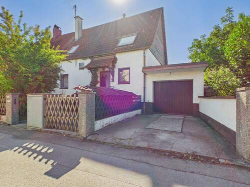 Garage - 5 Zimmer Doppelhaushälfte zum Kaufen in Olching