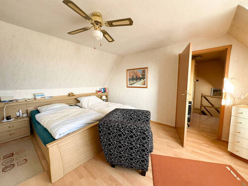 Schlafzimmer Altbau OG - 
