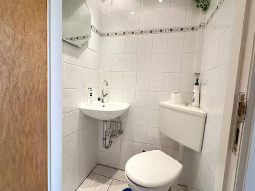 Gäste WC Anbau EG - 