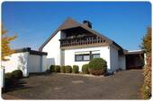 Bild1 - Charmantes Einfamilienhaus mit Terrasse und Garage in ruhiger Wohnlage!