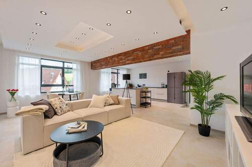 Großer Wohnbereich - Industrial Loft mit Blick ins Grüne - 100?m² Wohntraum in Musberg (provisionsfrei!)