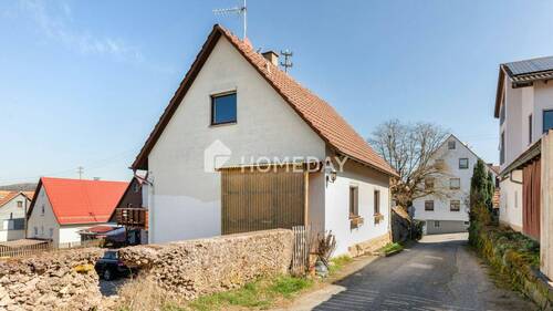 Außenansicht 2 - 4 Zimmer Einfamilienhaus zum Kaufen in Calw