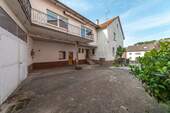 Hofansicht Haus - Einfamilienhaus mit 180,00 m&sup2; in Angelbachtal / Michelfeld zum Kaufen