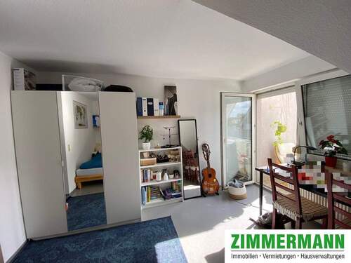 Wohn-/Schlafzimmer - 