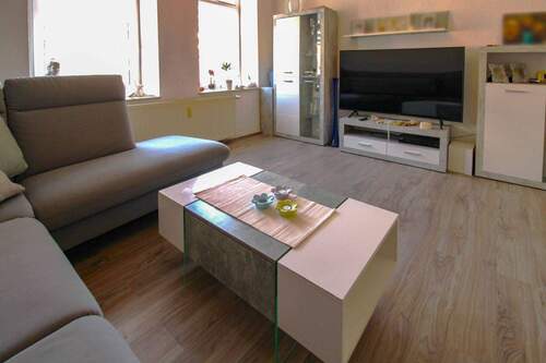 Wohnzimmer - Wohnung EG - 