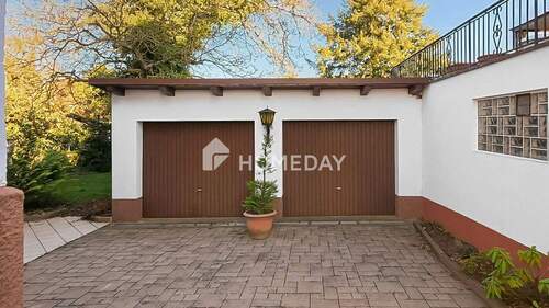 Garage - Einfamilienhaus mit 150,00 m&sup2; in Hauptstuhl zum Kaufen