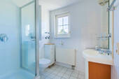 Duschbad - 2 Zimmer Etagenwohnung in Sagard / Neddesitz