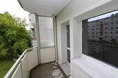 Balkon - Etagenwohnung mit 69,50 m² in Freiberg zur Miete