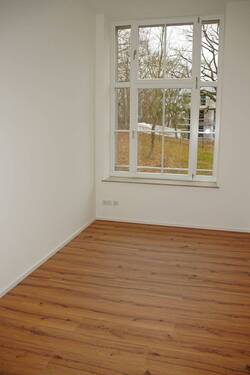 Kind-Gast-Arbeit - 