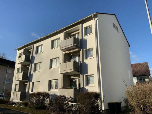 Gebäude Rückseite I Balkonansicht - Idstein I 3 Zimmer, Küche, Bad und Balkon