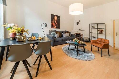 Wohnen - 2 Zimmer Etagenwohnung in Frankfurt am Main