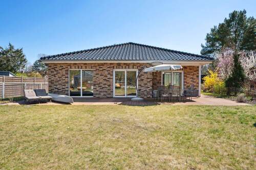 Gartenansicht - 4 Zimmer Bungalow zum Kaufen in Berlin