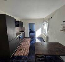 Zweifamilienhaus mit viel Potenzial in guter Lage - Schiffweiler