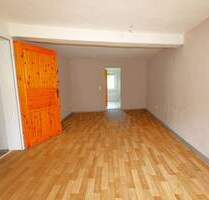 Charmantes Einfamilienhaus in ruhiger Lage mit Garten, Scheune und Ausbaupotenzial - Greifenstein Beilstein