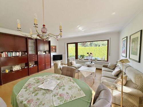 Anbau / EG-Wohnung / Wohn- und Esszimmer - 