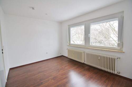 OG-Wohnung / Schlafzimmer - 