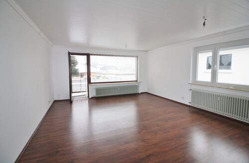 OG-Wohnung / Wohn- und Essbereich - 