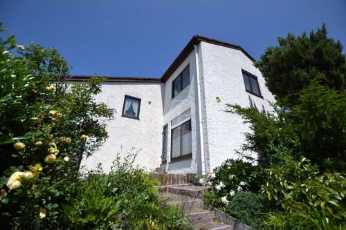 Südostansicht - 7 Zimmer Einfamilienhaus zum Kaufen in Feuchtwangen