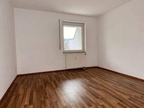 Schlafzimmer - Etagenwohnung mit 56,60 m&sup2; in Lichtenstein zur Miete