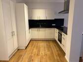 Wohnküche EG - 4 Zimmer Mehrfamilienhaus, Wohnhaus zur Miete in Frankfurt