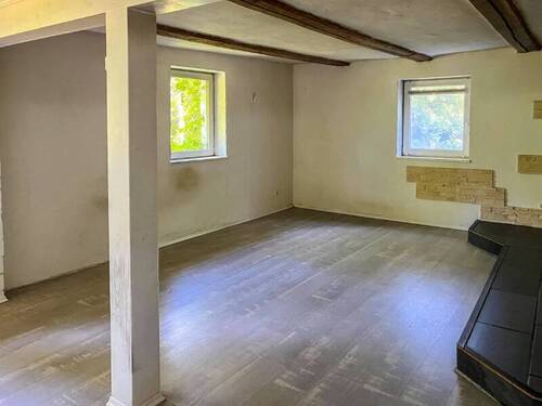 Blick ins Wohnzimmer - 