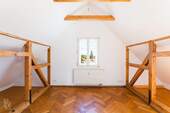 Schlafzimmer Dachgeschoss - Mehrfamilienhaus, Wohnhaus mit 290,50 m&sup2; in Kloster Lehnin zum Kaufen