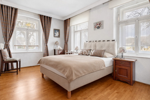 EG SZ 1_virtual Staging - 8 Zimmer Einfamilienhaus in Neukirchen bei Sulzbach-Rosenberg