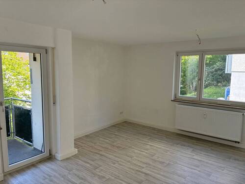 Wohnzimmer anderer Blick - Etagenwohnung mit 74,40 m&sup2; in Schramberg zur Miete