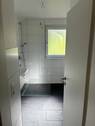 Bad mit Dusche - 